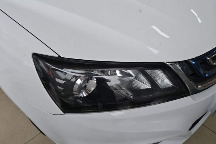 Used Geely Auto Emgrand New Energy 2017 EV300 Elite Model Right Front Headlight