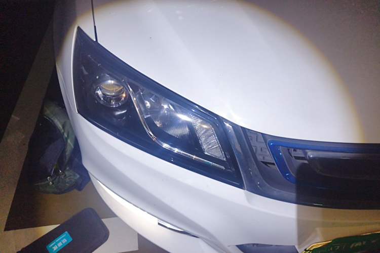 Used Geely Auto Emgrand New Energy 2017 EV300 Ambition Model Right Front Headlight