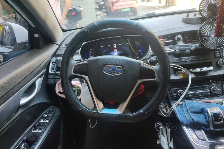 Used Geely Auto Emgrand New Energy 2017 1.5L PHEV Ambition Model Steering Wheel