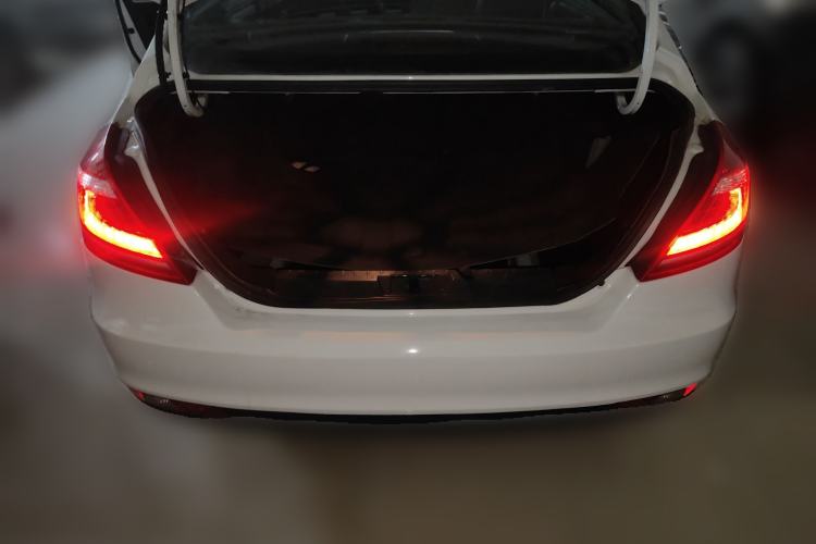 Used Geely Auto Emgrand New Energy 2017 1.5L PHEV Elite Model Trunk