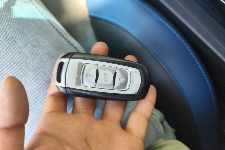 Used Geely Auto Emgrand New Energy 2017 EV300 Elite Model Vehicle Key