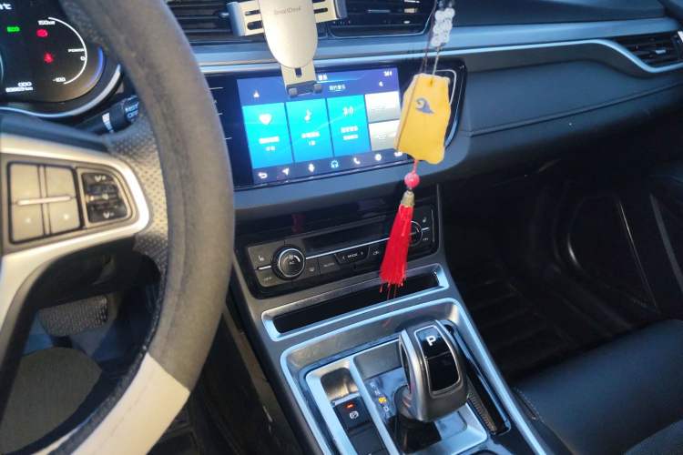 Used Geely Auto Emgrand New Energy 2018 EV450 Prestige Model Audio And AC Panel