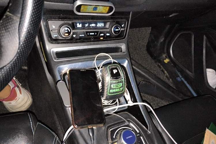 Used Geely Auto Emgrand New Energy 2018 EV450 Elite Model Gear Lever