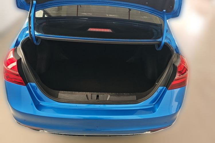 Used Geely Auto Emgrand New Energy 2018 EV450 Prestige Model Trunk