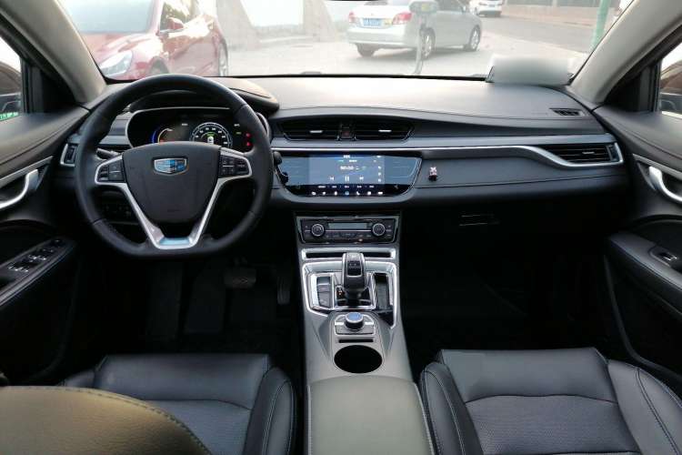 Used Geely Auto Emgrand New Energy 2018 EV450 Prestige Model Center Console