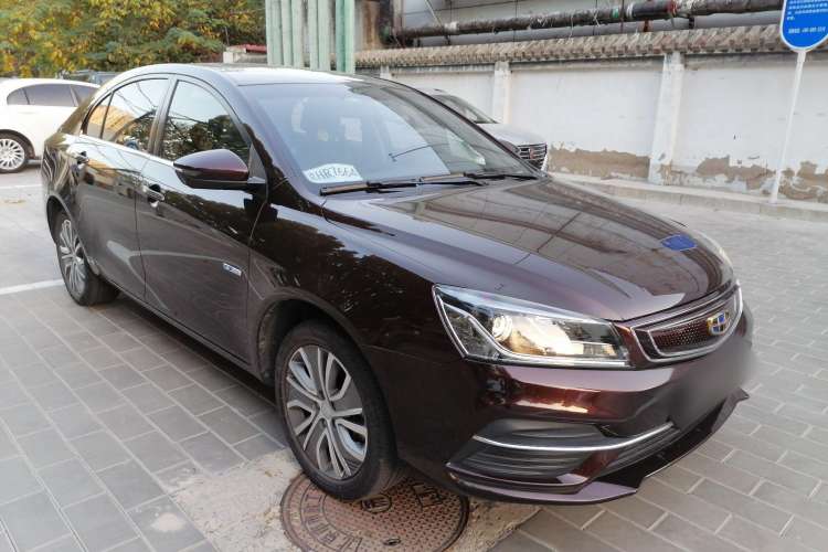 Used Geely Auto Emgrand New Energy 2018 EV450 Prestige Model Front Right 45 Deg