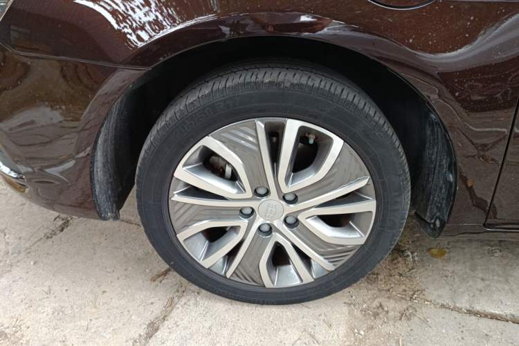 Used Geely Auto Emgrand New Energy 2018 EV450 Prestige Model Left Front Wheel Hub