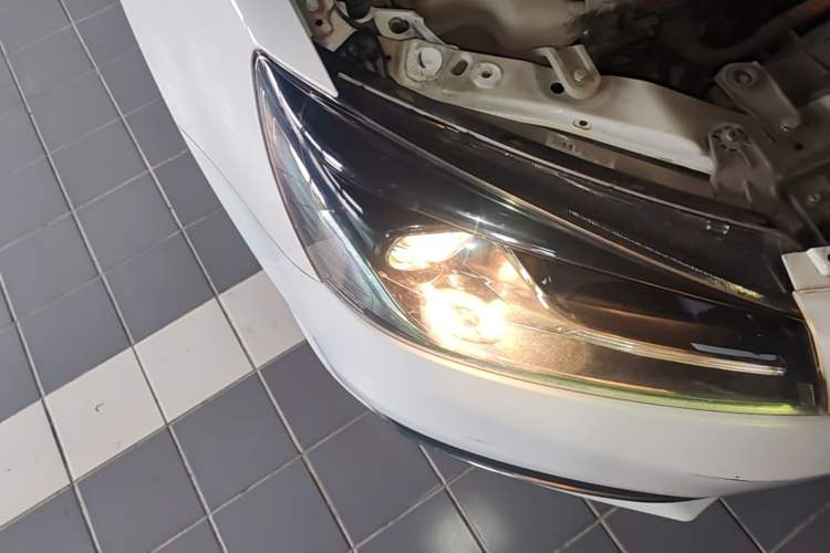 Used Geely Auto Emgrand New Energy 2018 EV450 Elite Model Right Front Headlight