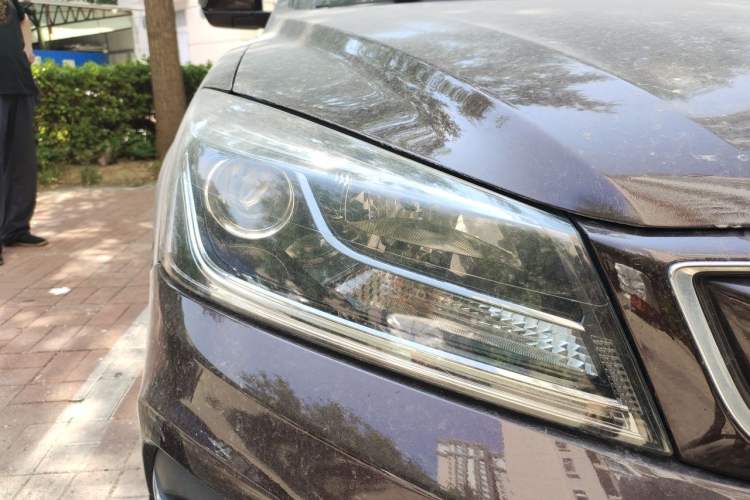 Used Geely Auto Emgrand New Energy 2018 EV450 Elite Model Right Front Headlight