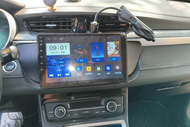 Used Geely Auto Emgrand New Energy 2018 EV450 Ambition Model Audio And AC Panel