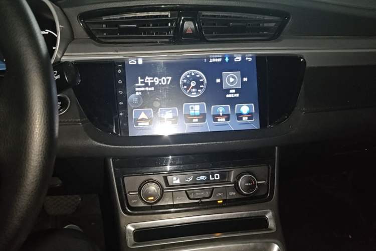 Used Geely Auto Emgrand New Energy 2018 EV450 Ambition Model Audio And AC Panel