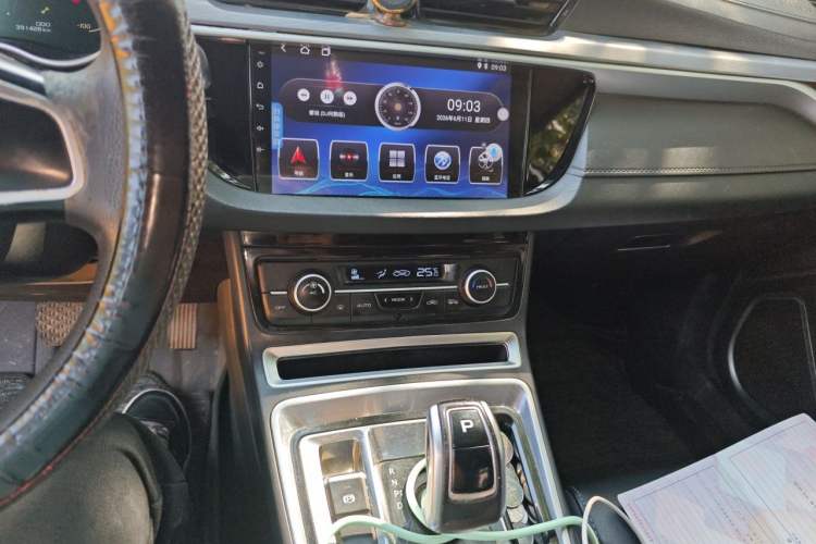 Used Geely Auto Emgrand New Energy 2018 EV450 Ambition Model Audio And AC Panel