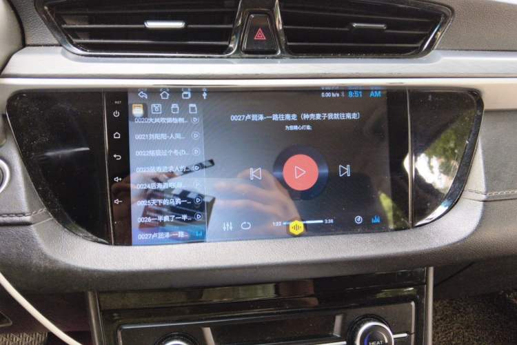 Used Geely Auto Emgrand New Energy 2018 EV450 Ambition Model Audio And AC Panel