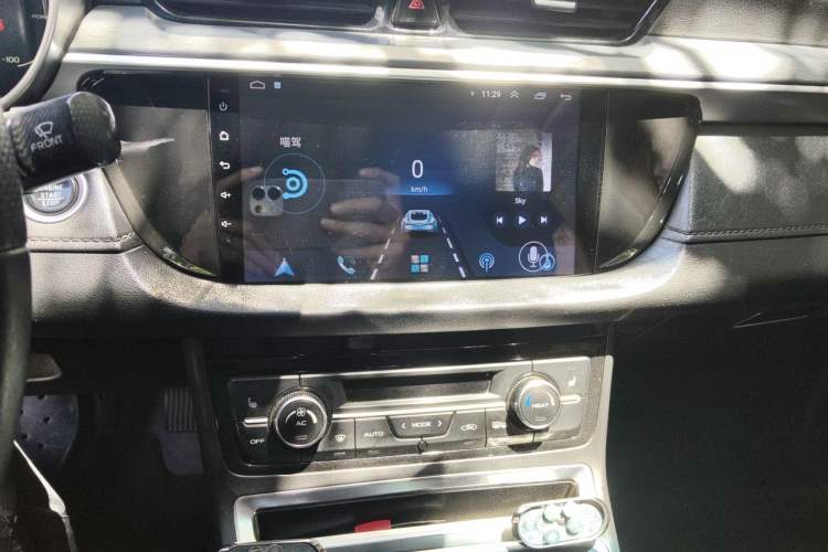 Used Geely Auto Emgrand New Energy 2018 EV450 Elite Model Audio And AC Panel