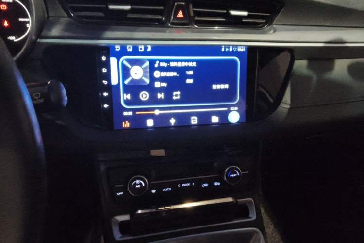 Used Geely Auto Emgrand New Energy 2018 EV450 Ambition Model Audio And AC Panel