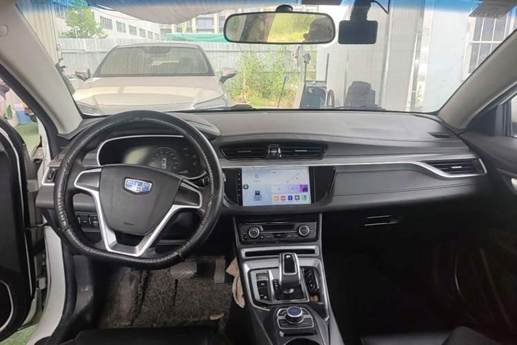 Used Geely Auto Emgrand New Energy 2018 EV450 Ambition Model Center Console