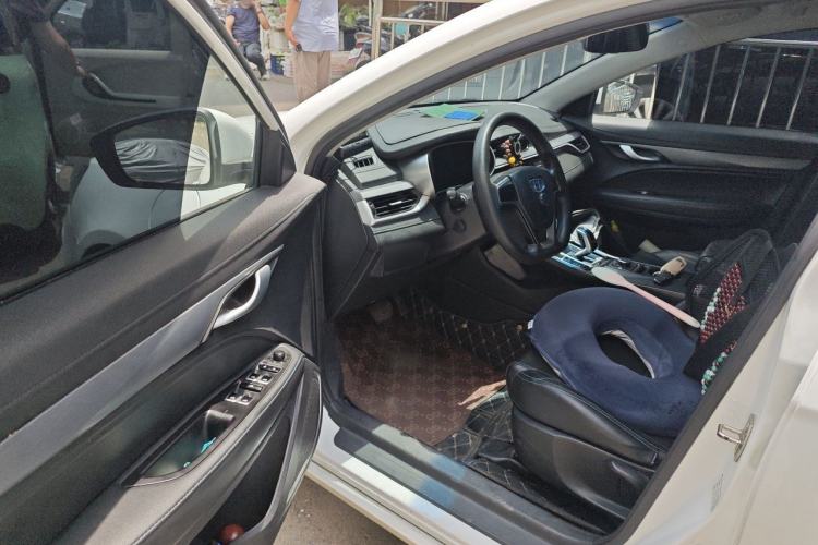 Used Geely Auto Emgrand New Energy 2018 EV450 Ambition Model Driver Seat