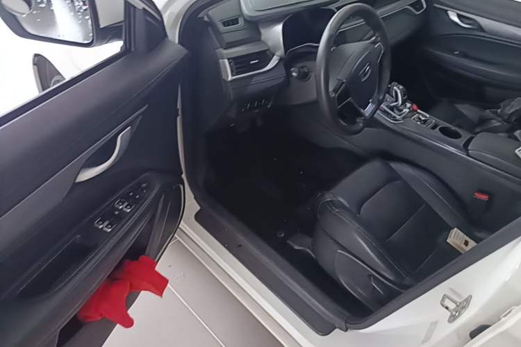 Used Geely Auto Emgrand New Energy 2018 EV450 Ambition Model Driver Seat