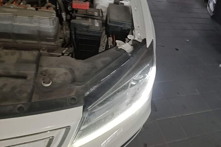 Used Geely Auto Emgrand New Energy 2018 EV450 Ambition Model Engine Bay Left