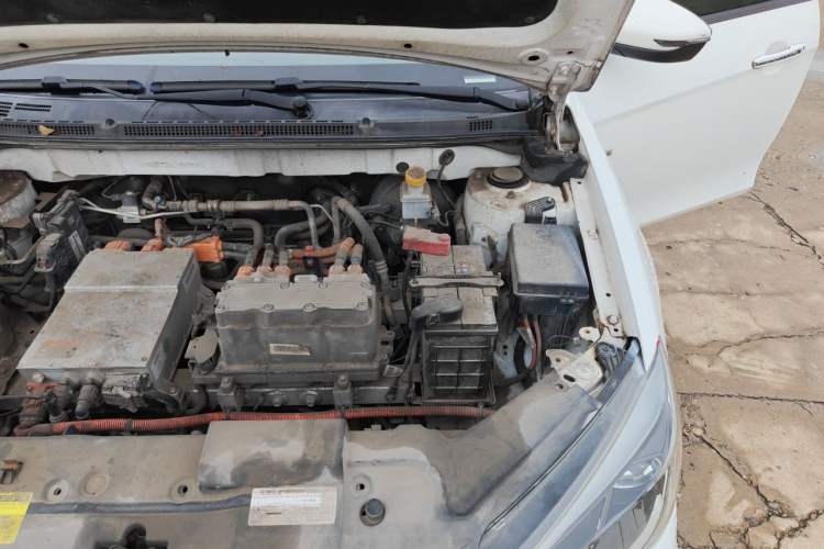 Used Geely Auto Emgrand New Energy 2018 EV450 Ambition Model Engine Bay Left