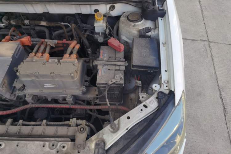 Used Geely Auto Emgrand New Energy 2018 EV450 Elite Model Engine Bay Left