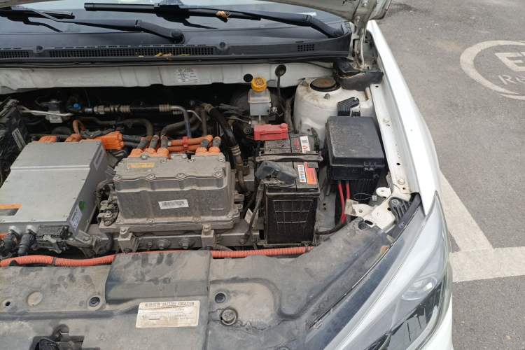 Used Geely Auto Emgrand New Energy 2018 EV450 Ambition Model Engine Bay Left