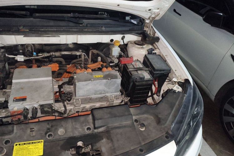 Used Geely Auto Emgrand New Energy 2018 EV450 Ambition Model Engine Bay Left