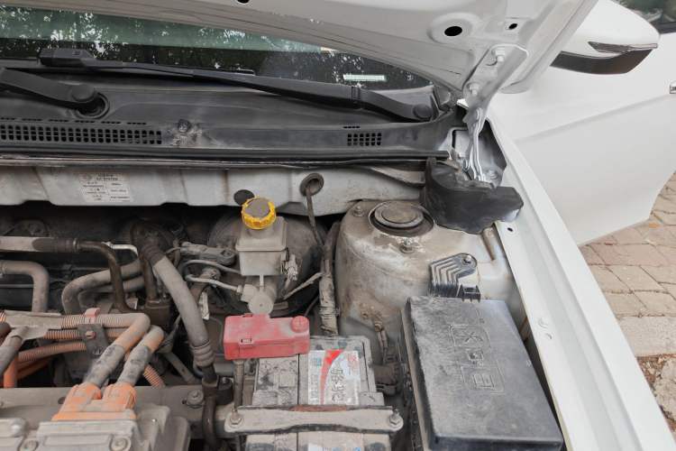 Used Geely Auto Emgrand New Energy 2018 EV450 Ambition Model Engine Bay Left