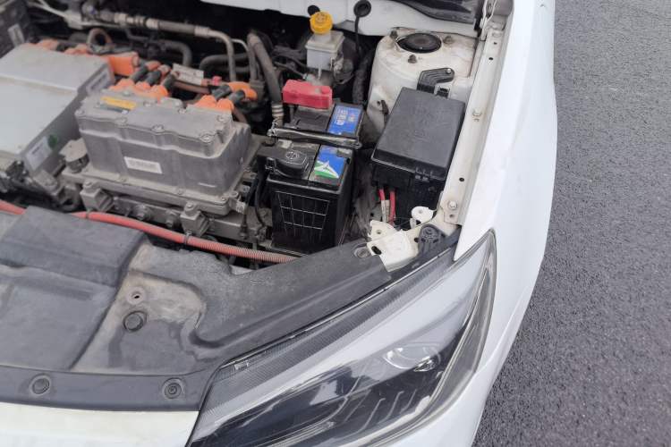 Used Geely Auto Emgrand New Energy 2018 EV450 Ambition Model Engine Bay Left