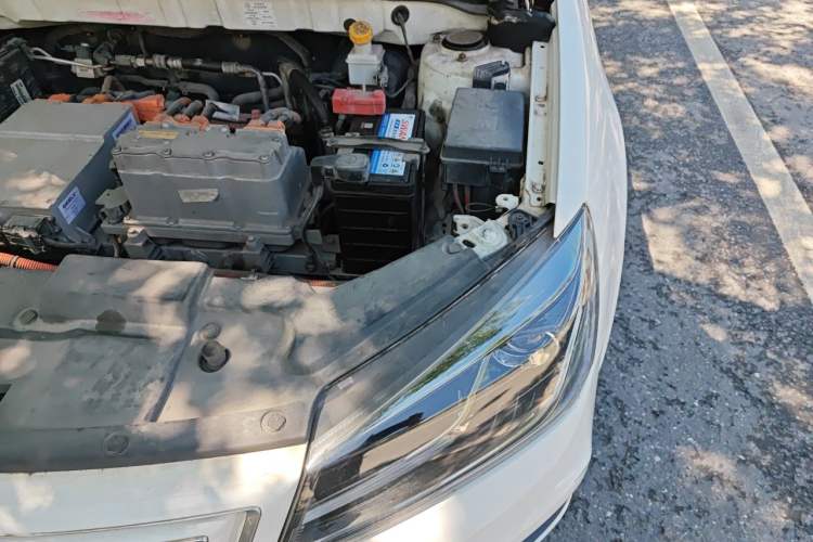 Used Geely Auto Emgrand New Energy 2018 EV450 Elite Model Engine Bay Left