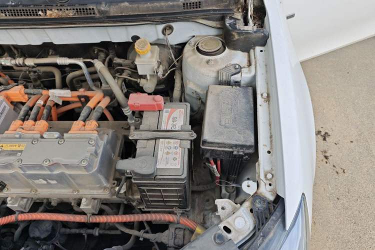 Used Geely Auto Emgrand New Energy 2018 EV450 Elite Model Engine Bay Left