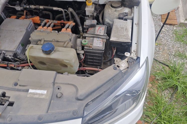 Used Geely Auto Emgrand New Energy 2018 EV450 Elite Model Engine Bay Left