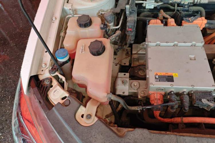 Used Geely Auto Emgrand New Energy 2018 EV450 Elite Model Engine Bay Right