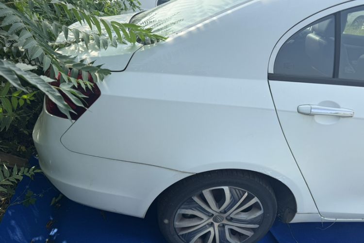 Used Geely Auto Emgrand New Energy 2018 EV450 Ambition Model Exterior 3