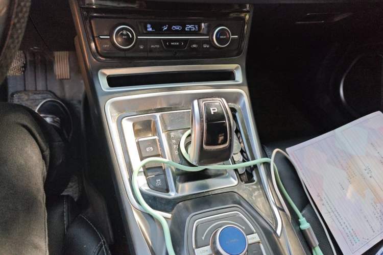 Used Geely Auto Emgrand New Energy 2018 EV450 Ambition Model Gear Lever