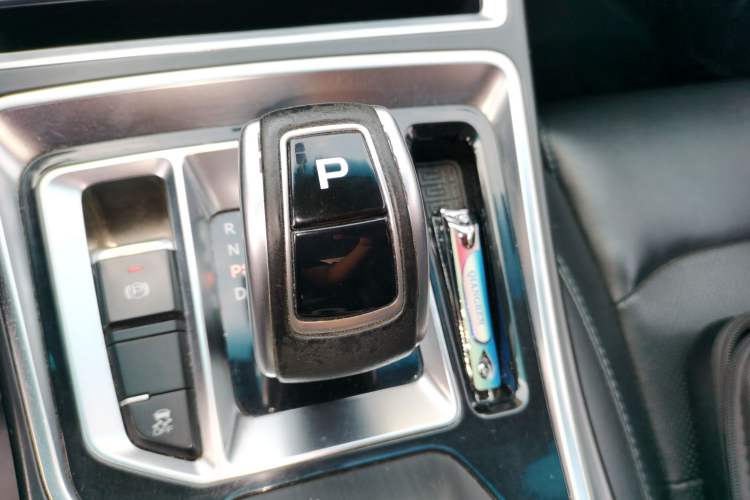 Used Geely Auto Emgrand New Energy 2018 EV450 Ambition Model Gear Lever