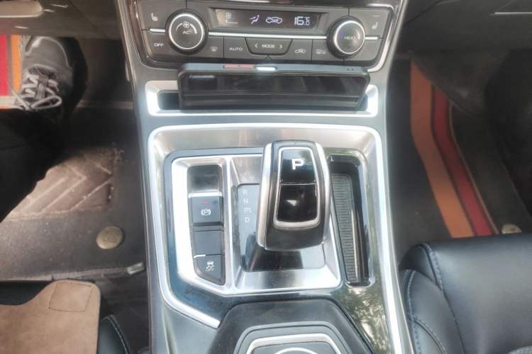 Used Geely Auto Emgrand New Energy 2018 EV450 Elite Model Gear Lever
