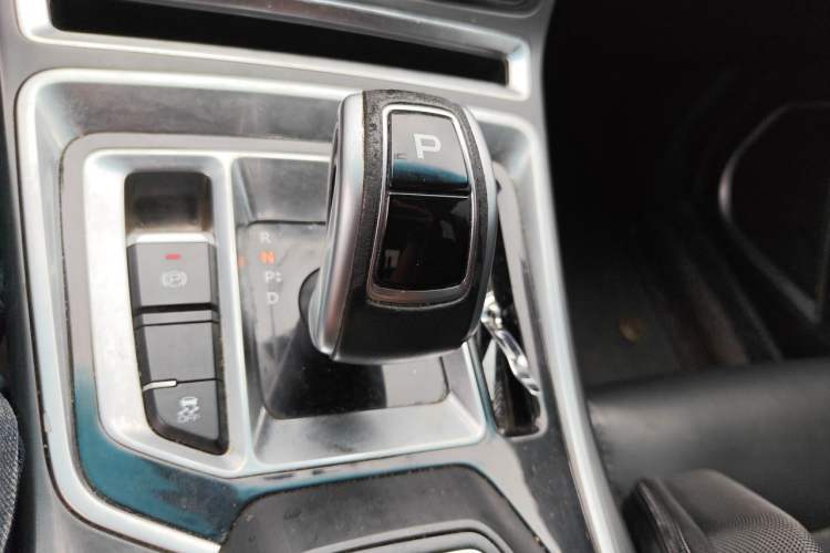 Used Geely Auto Emgrand New Energy 2018 EV450 Ambition Model Gear Lever
