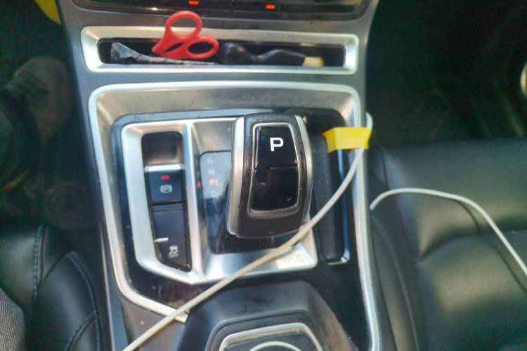 Used Geely Auto Emgrand New Energy 2018 EV450 Elite Model Gear Lever