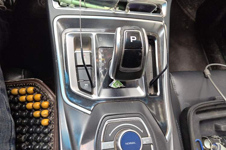 Used Geely Auto Emgrand New Energy 2018 EV450 Ambition Model Gear Lever