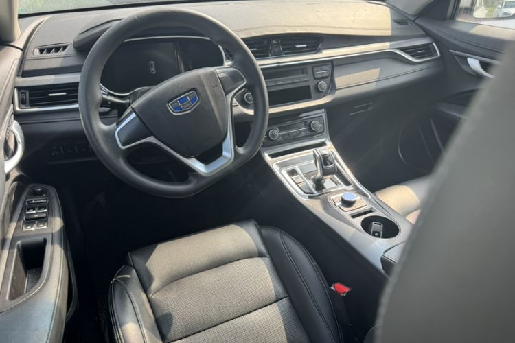 Used Geely Auto Emgrand New Energy 2018 EV450 Ambition Model Interior 1