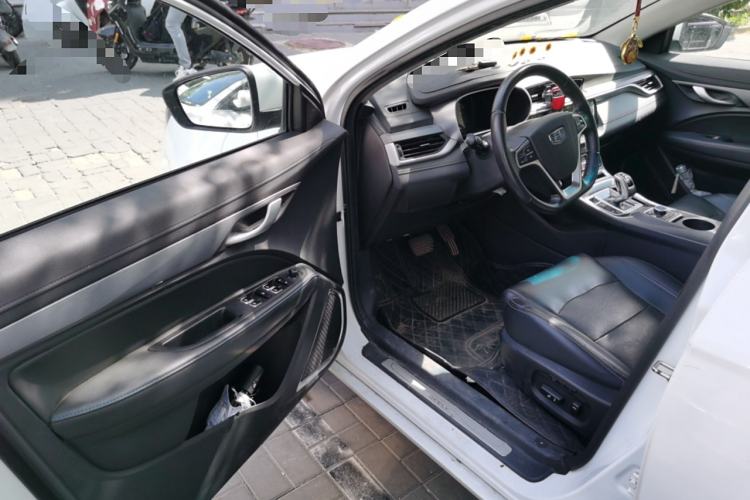 Used Geely Auto Emgrand New Energy 2018 EV450 Prestige Model Interior 3
