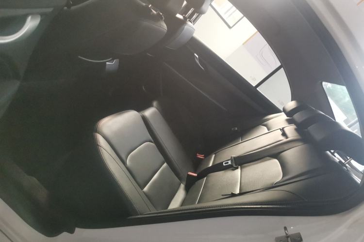 Used Geely Auto Emgrand New Energy 2018 EV450 Ambition Model Interior 4