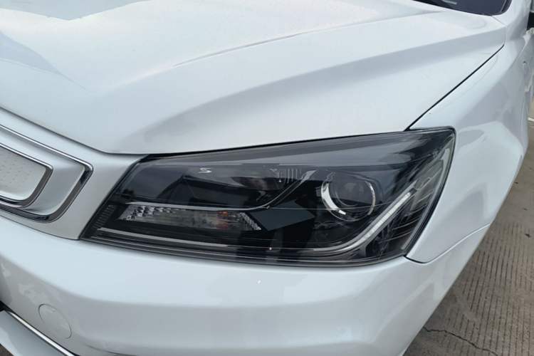 Used Geely Auto Emgrand New Energy 2018 EV450 Ambition Model Left Front Headlight