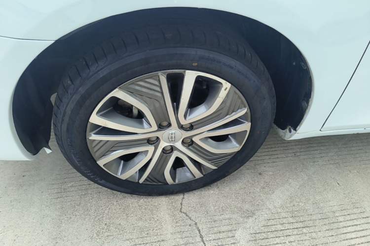 Used Geely Auto Emgrand New Energy 2018 EV450 Ambition Model Left Front Wheel Hub