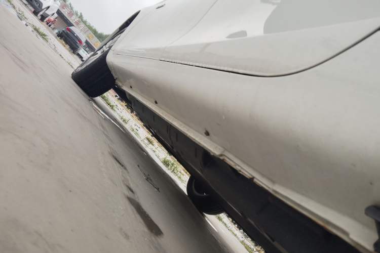 Used Geely Auto Emgrand New Energy 2018 EV450 Ambition Model Left Side Sill