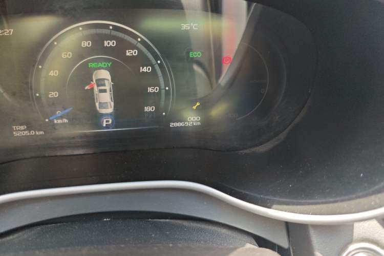 Used Geely Auto Emgrand New Energy 2018 EV450 Ambition Model Odometer Close Up