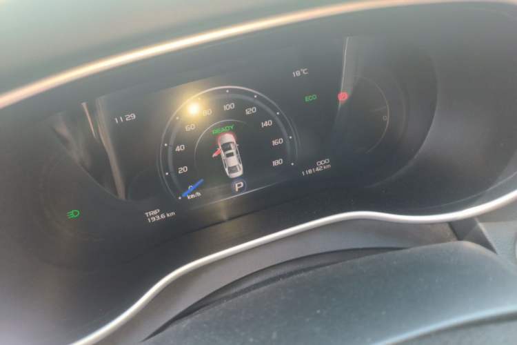 Used Geely Auto Emgrand New Energy 2018 EV450 Ambition Model Odometer Close Up
