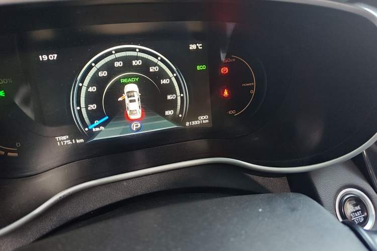 Used Geely Auto Emgrand New Energy 2018 EV450 Ambition Model Odometer Close Up