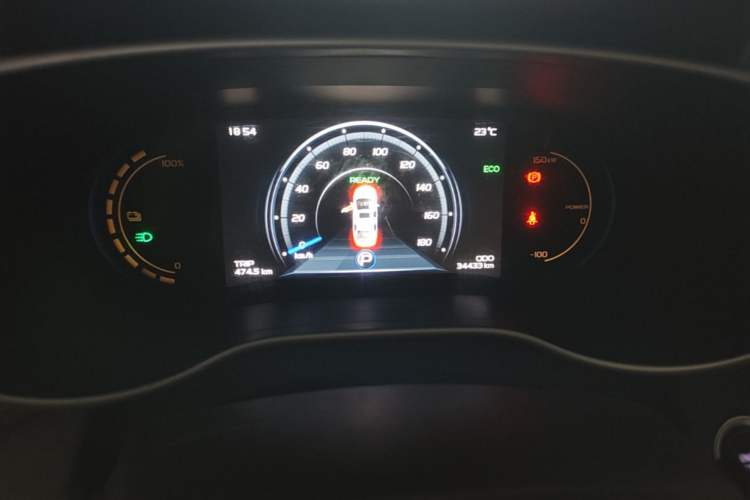 Used Geely Auto Emgrand New Energy 2018 EV450 Ambition Model Odometer Close Up